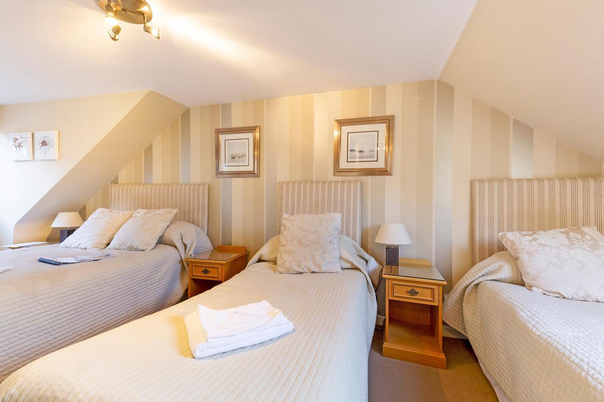 Arden Guest House, Craigmillar Castle Единбург Екстер'єр фото
