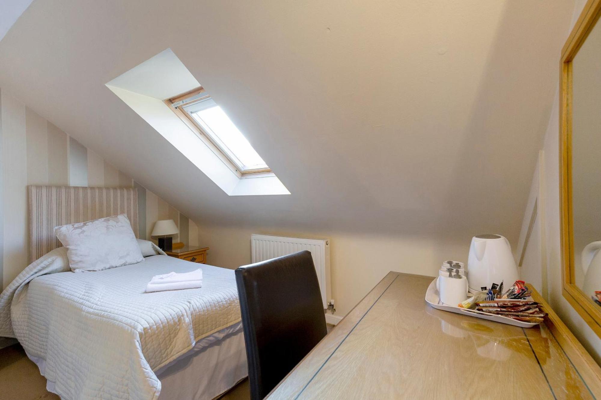 Arden Guest House, Craigmillar Castle Единбург Екстер'єр фото